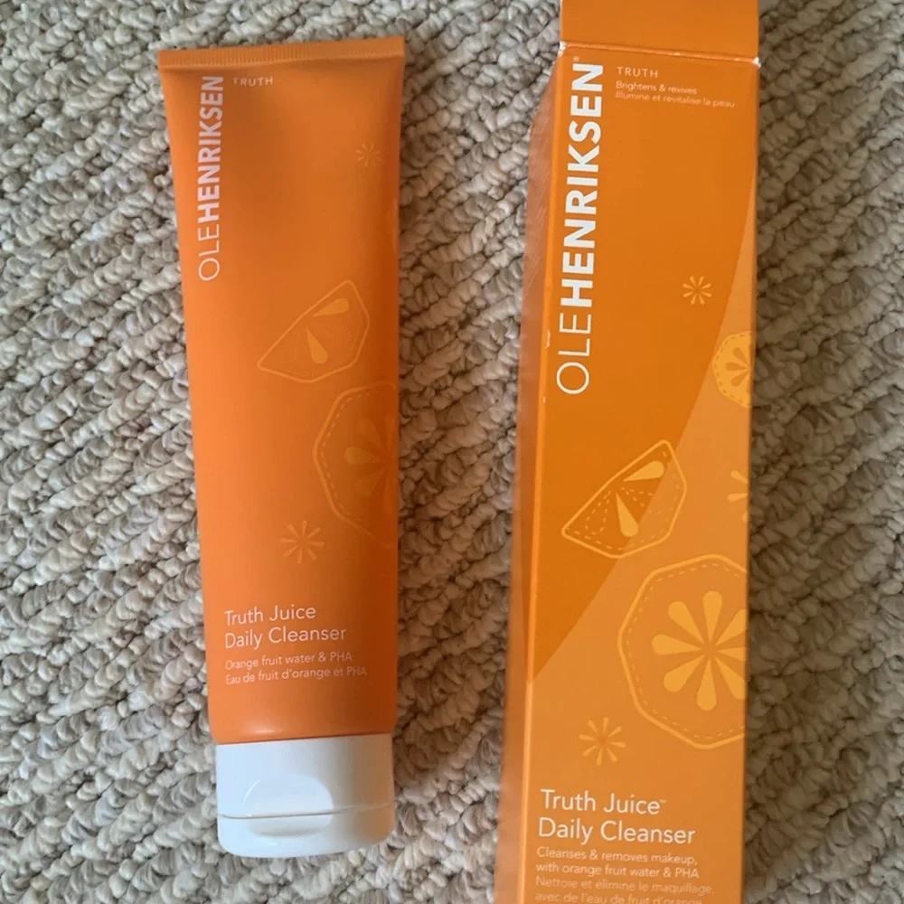 Ole Henriksen Truth Juice Daily Cleanser - Orange